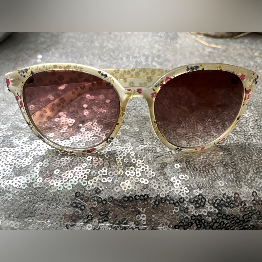 Vintage Floral Ladylike Luxury Sunglasses